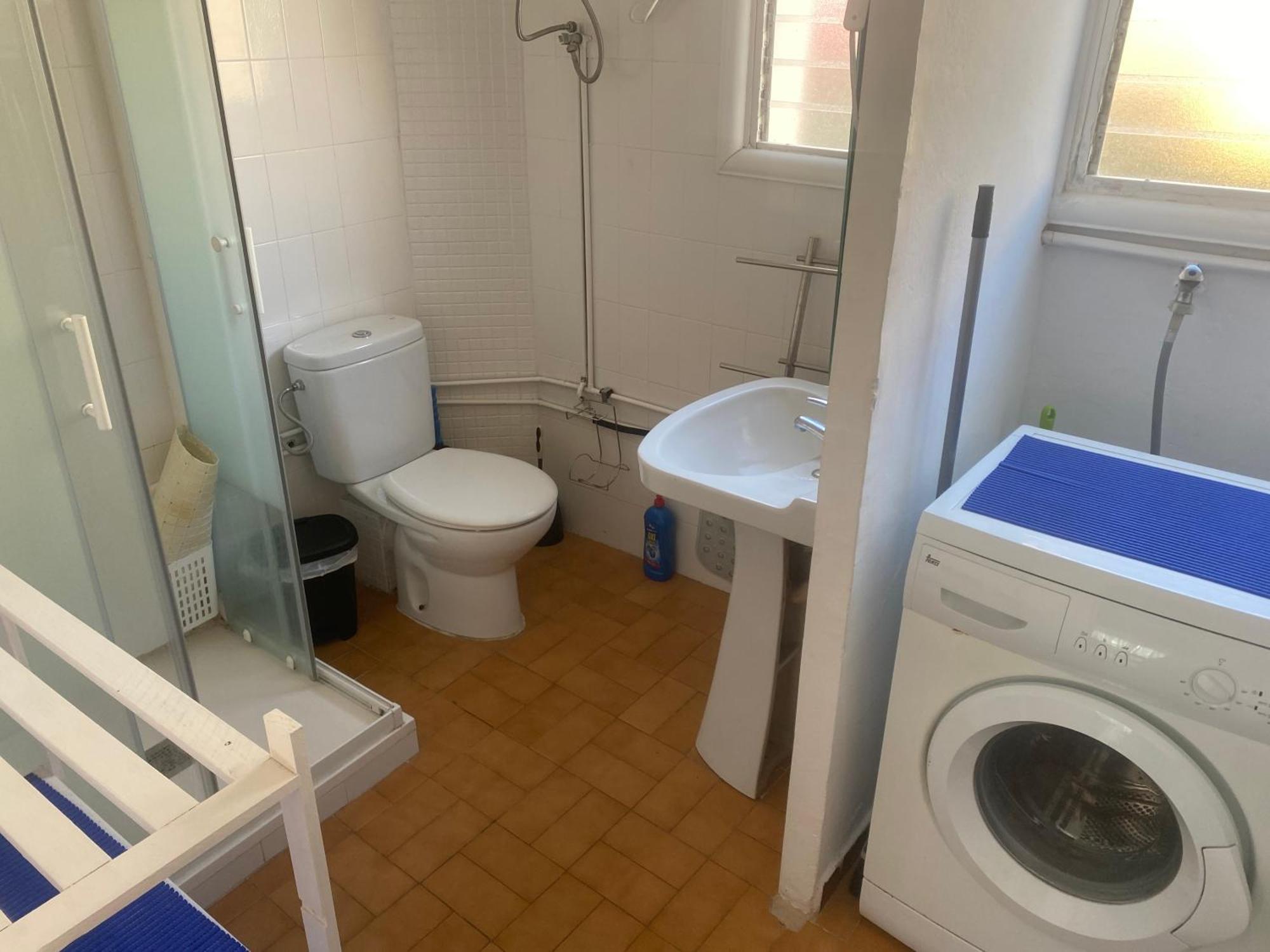 3 Bdrm Near The Sea! Great For Kids! Apartment *